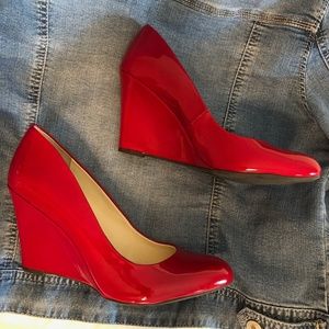 Jessica Simpson Candy Apple Red Patent Wedge 10 👠